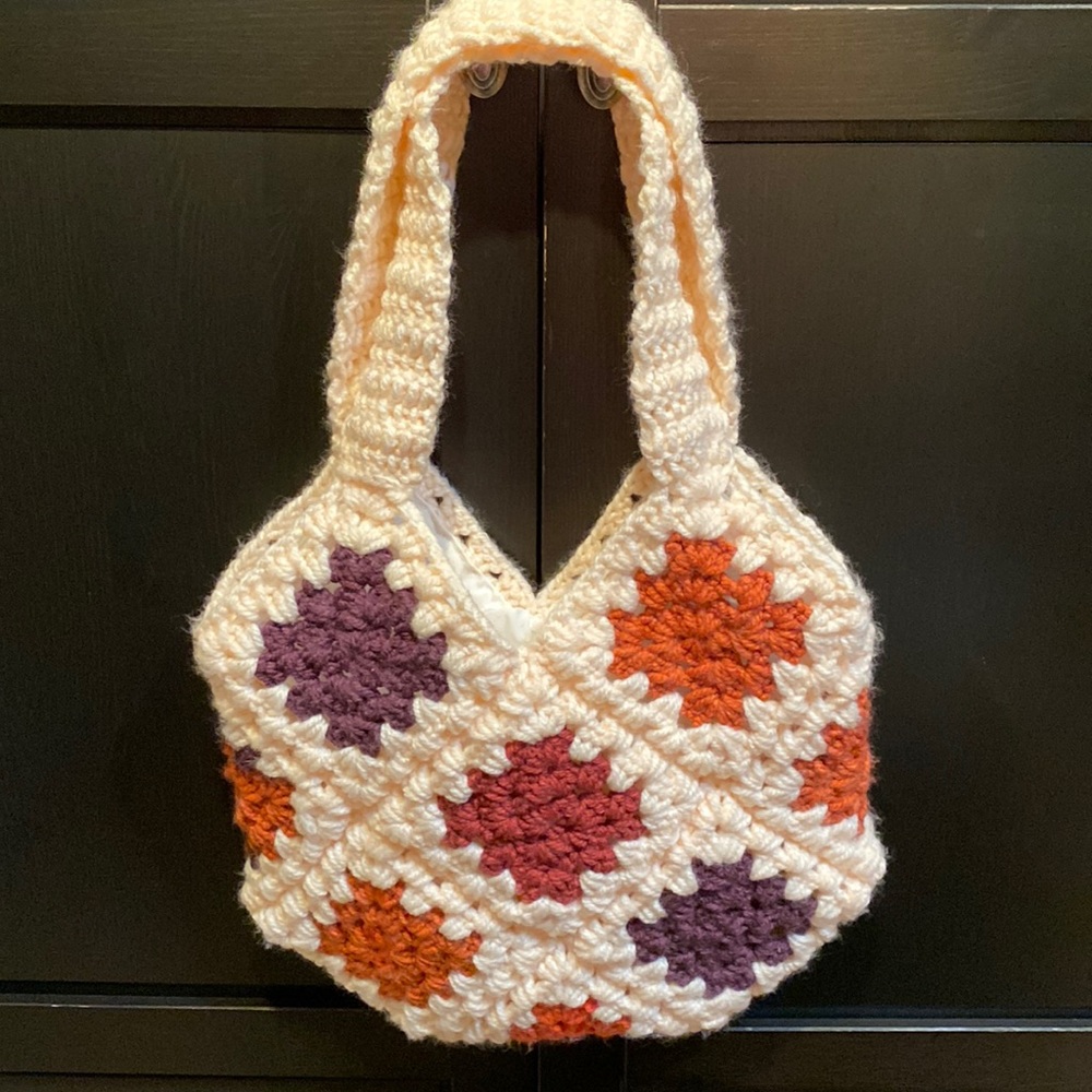 Crocheted tote